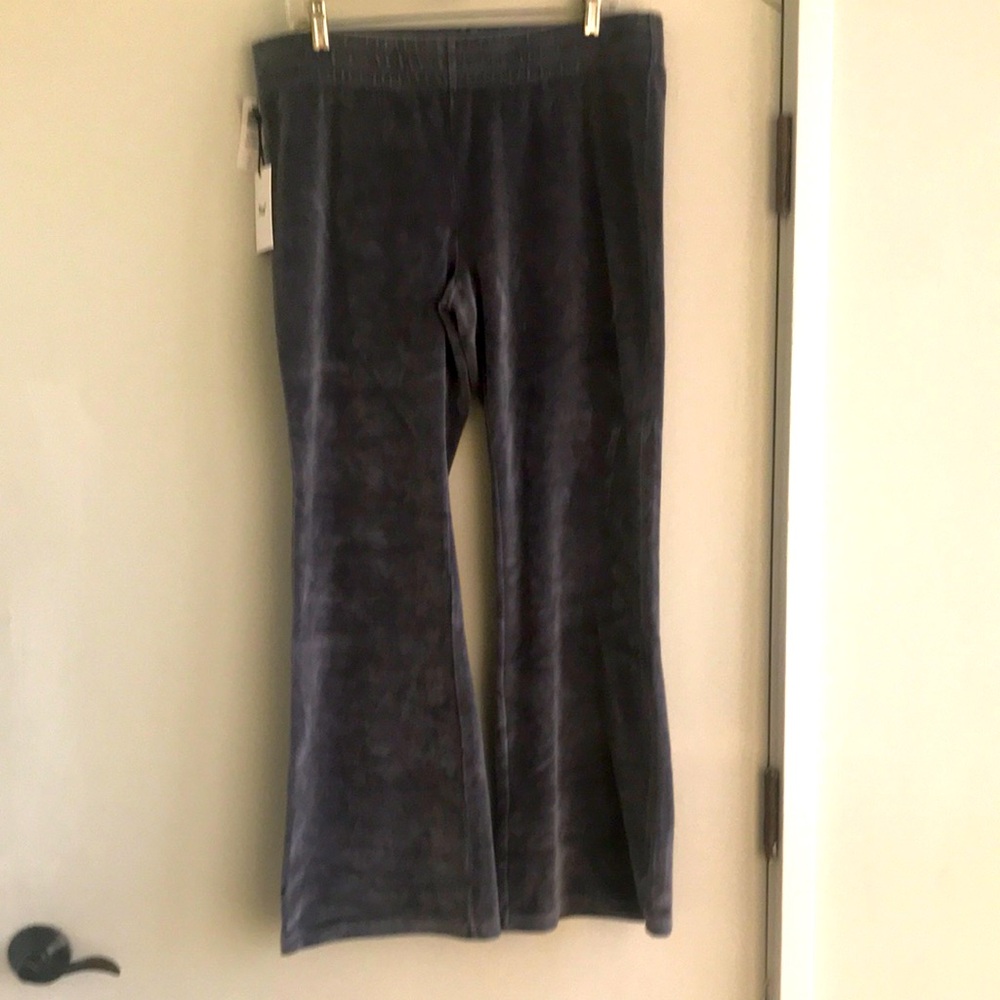Flared TNA Velour Yoga Pants - Gray